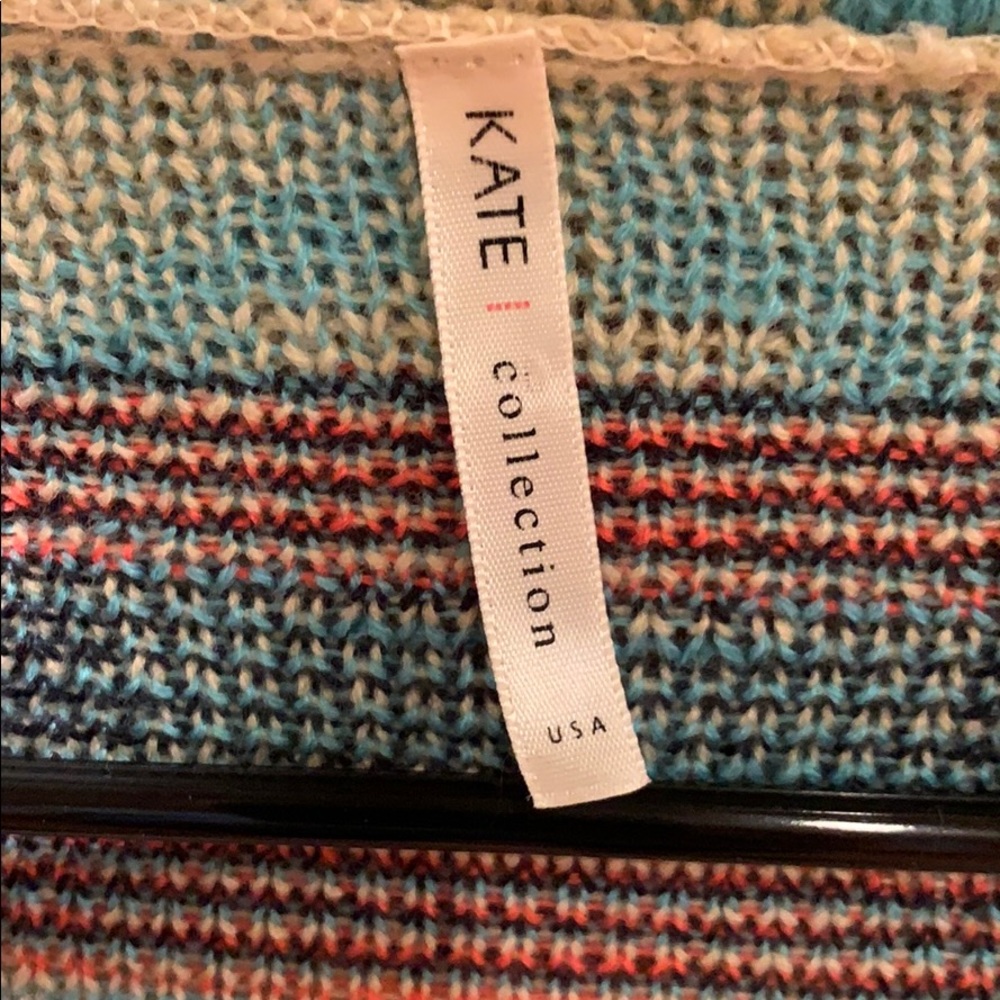 Sweater - Picture 4 of 4
